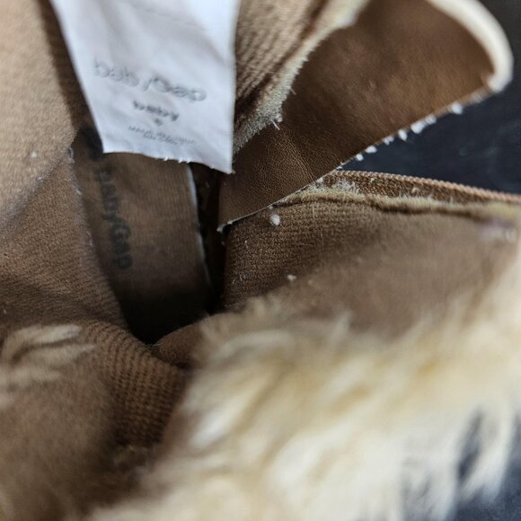 babyGap Faux Fur Boots Baby Size 6 Tan Plush Winter Shoes Zip Up Cozy Warm Shoes - Picture 10 of 10